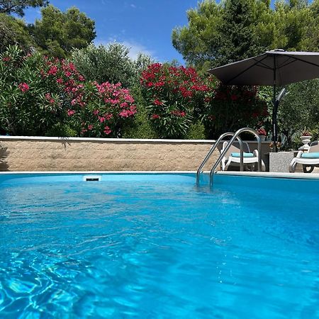 Holiday Home Villa Romantica Свети свети Филип и Яков Екстериор снимка