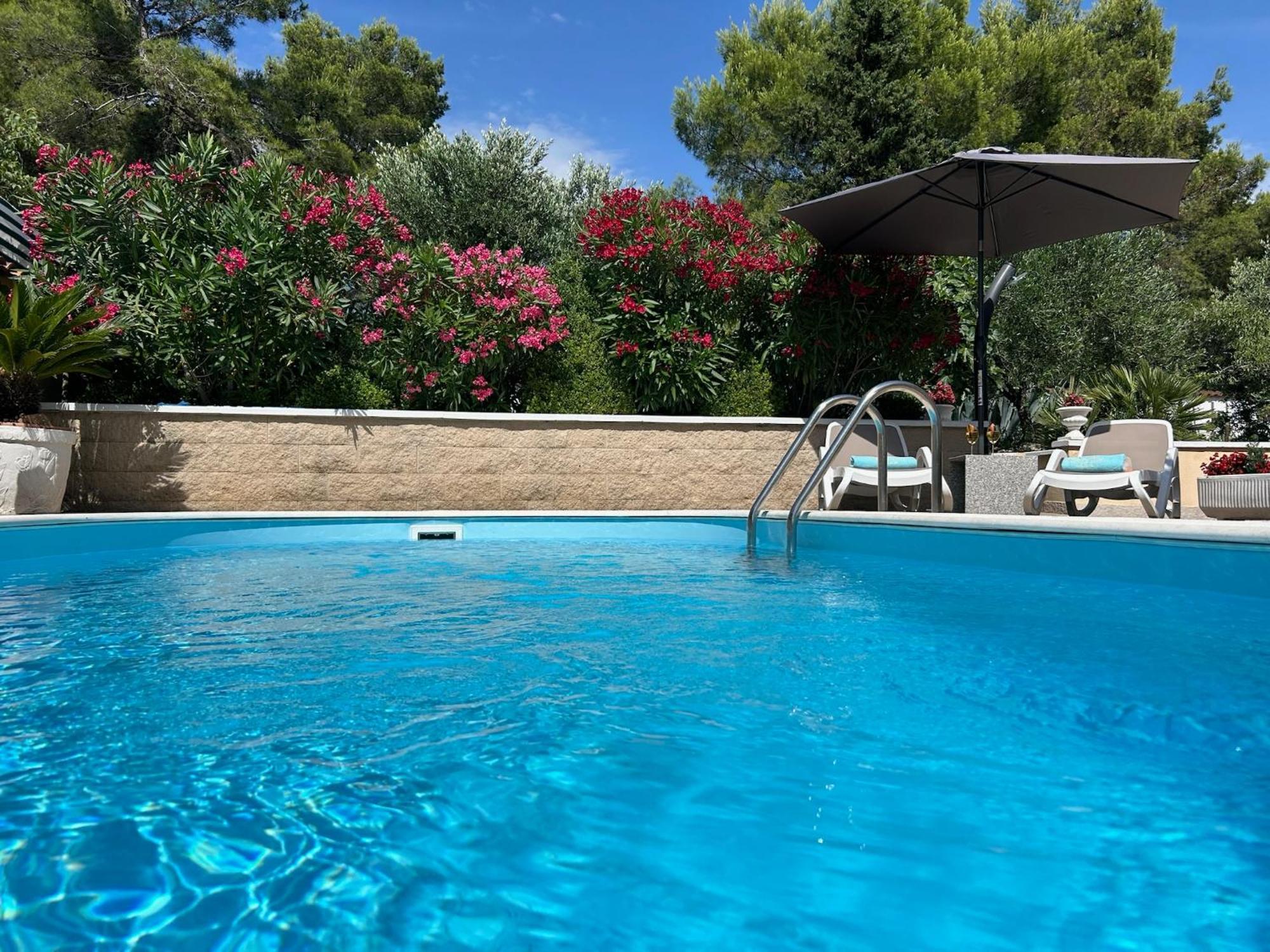 Holiday Home Villa Romantica Свети свети Филип и Яков Екстериор снимка